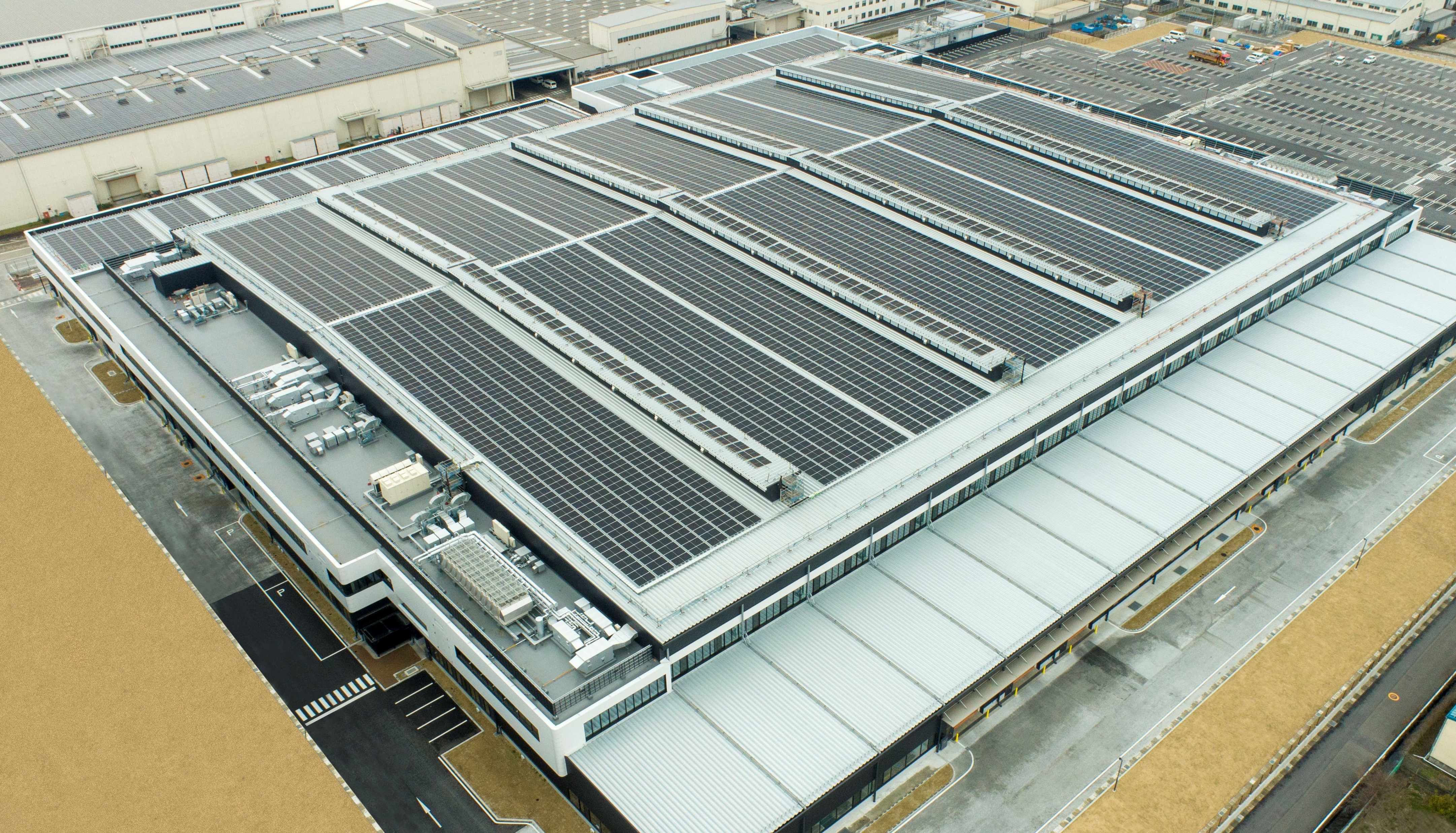 東大垣工場第4工場